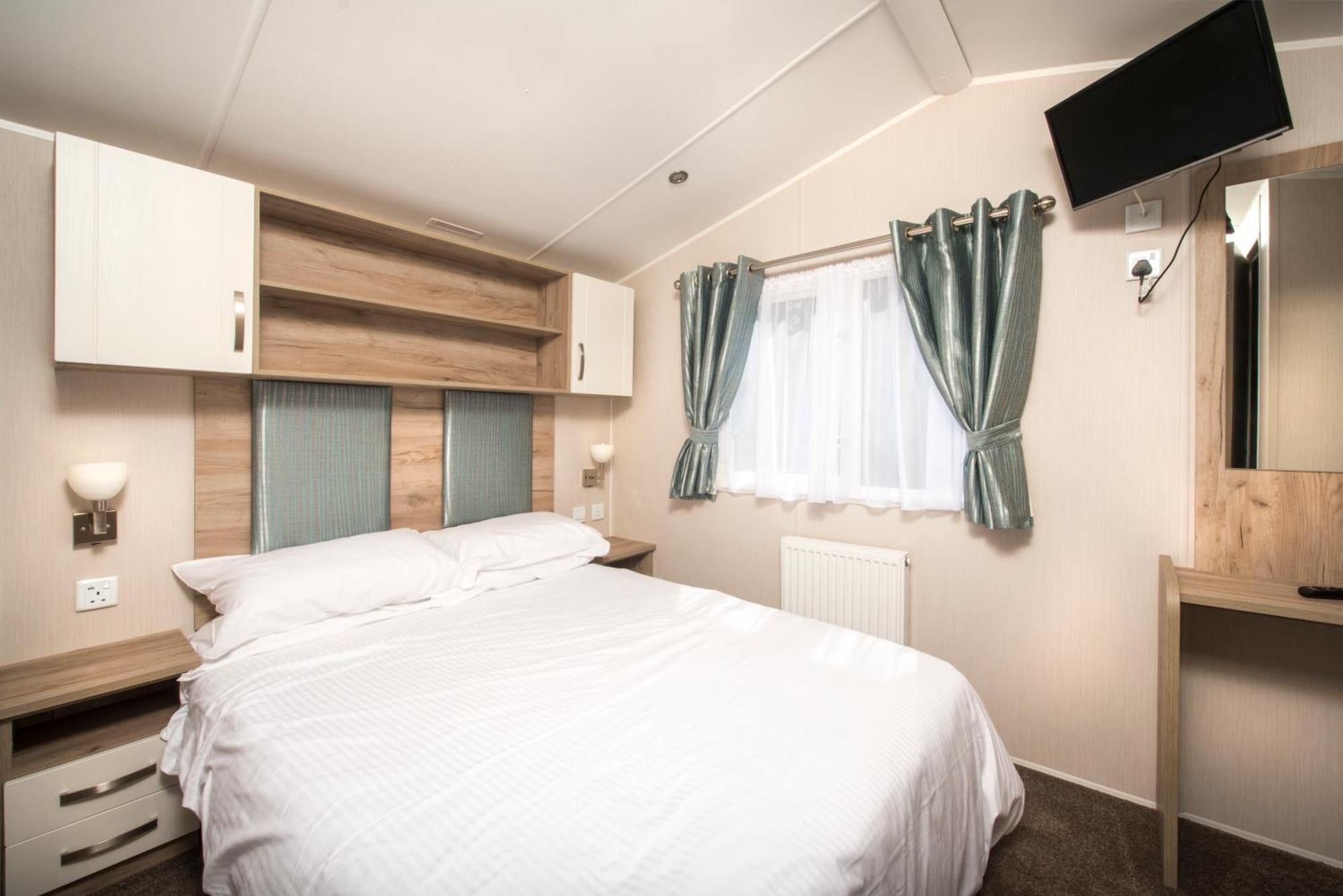 Cardigan Bay Holiday Park ภายนอก รูปภาพ