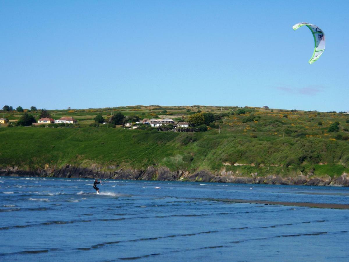 Cardigan Bay Holiday Park ภายนอก รูปภาพ