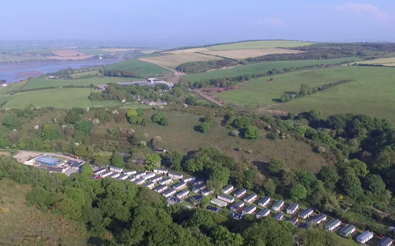 Cardigan Bay Holiday Park ภายนอก รูปภาพ