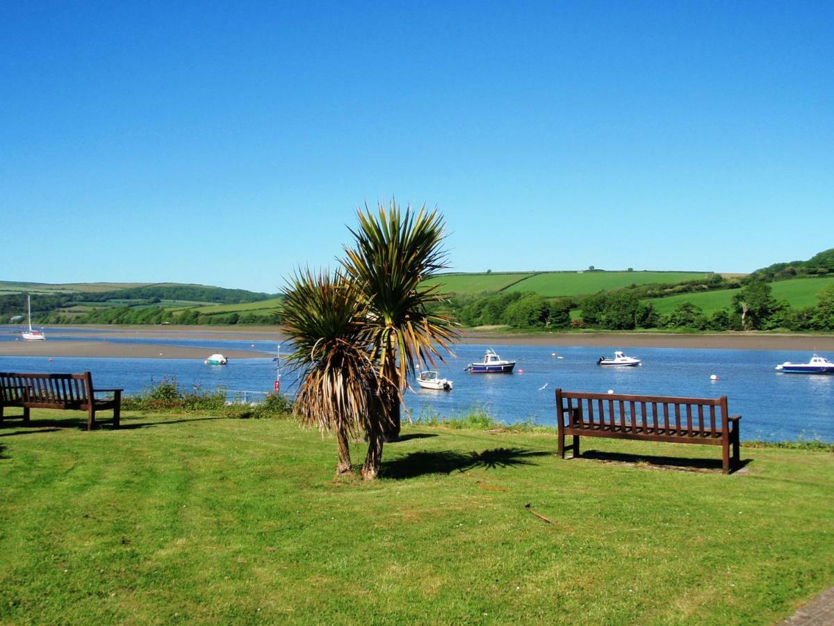 Cardigan Bay Holiday Park ภายนอก รูปภาพ